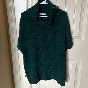 Ricki’s Poncho - rich green color